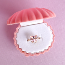 Load image into Gallery viewer, Crystal Heart Ring (Includes Shell Box)