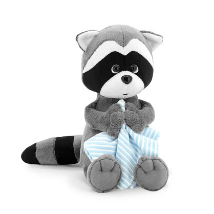DENNY THE RACOON WITH TOWEL, 20CM