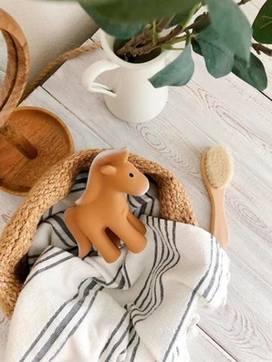 HORSE - NATURAL RUBBER RATTLE & BATH TOY