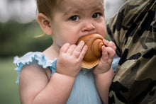 Load image into Gallery viewer, Tikiri Garden Animals - Snail Teether and Rattle Toy, GIFT BOX